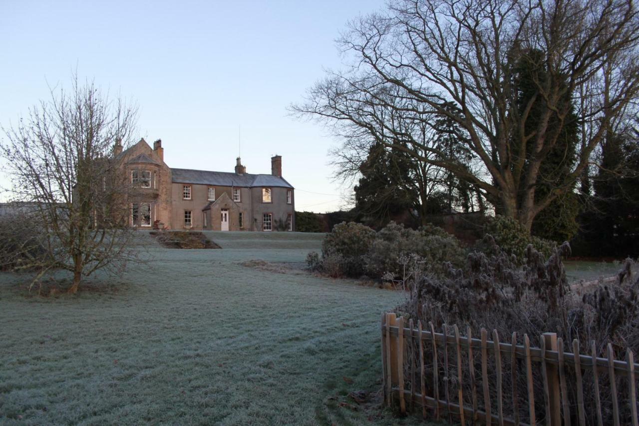 Newton Farmhouse B & B Jedburgh Exterior photo